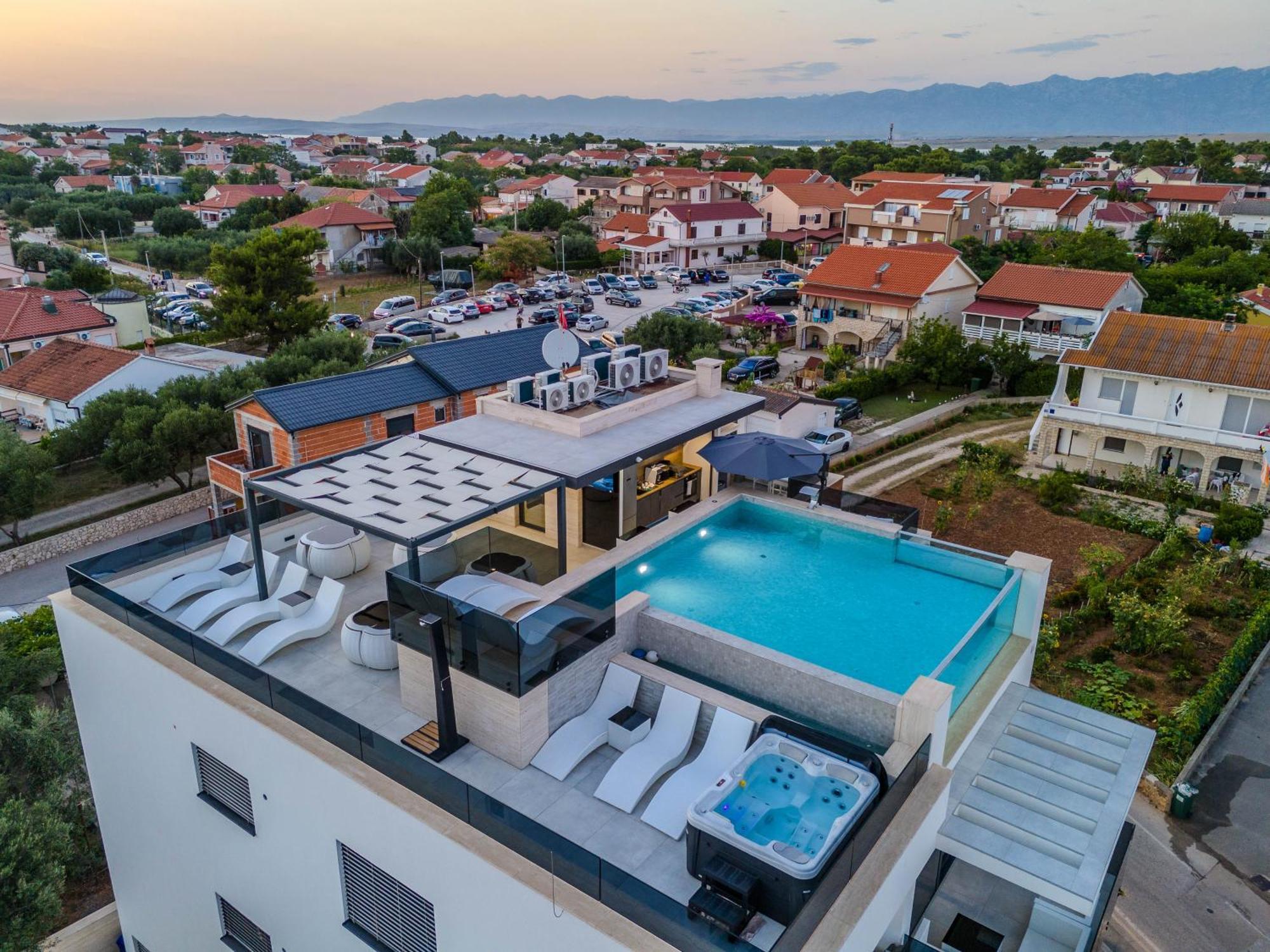 Grandpalazzo Apartments Vir Exterior foto